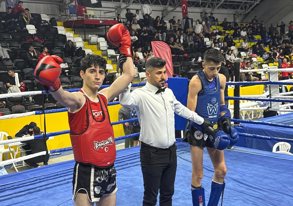 Afyonkarahisarlı muay thai sporcularından büyük başarı