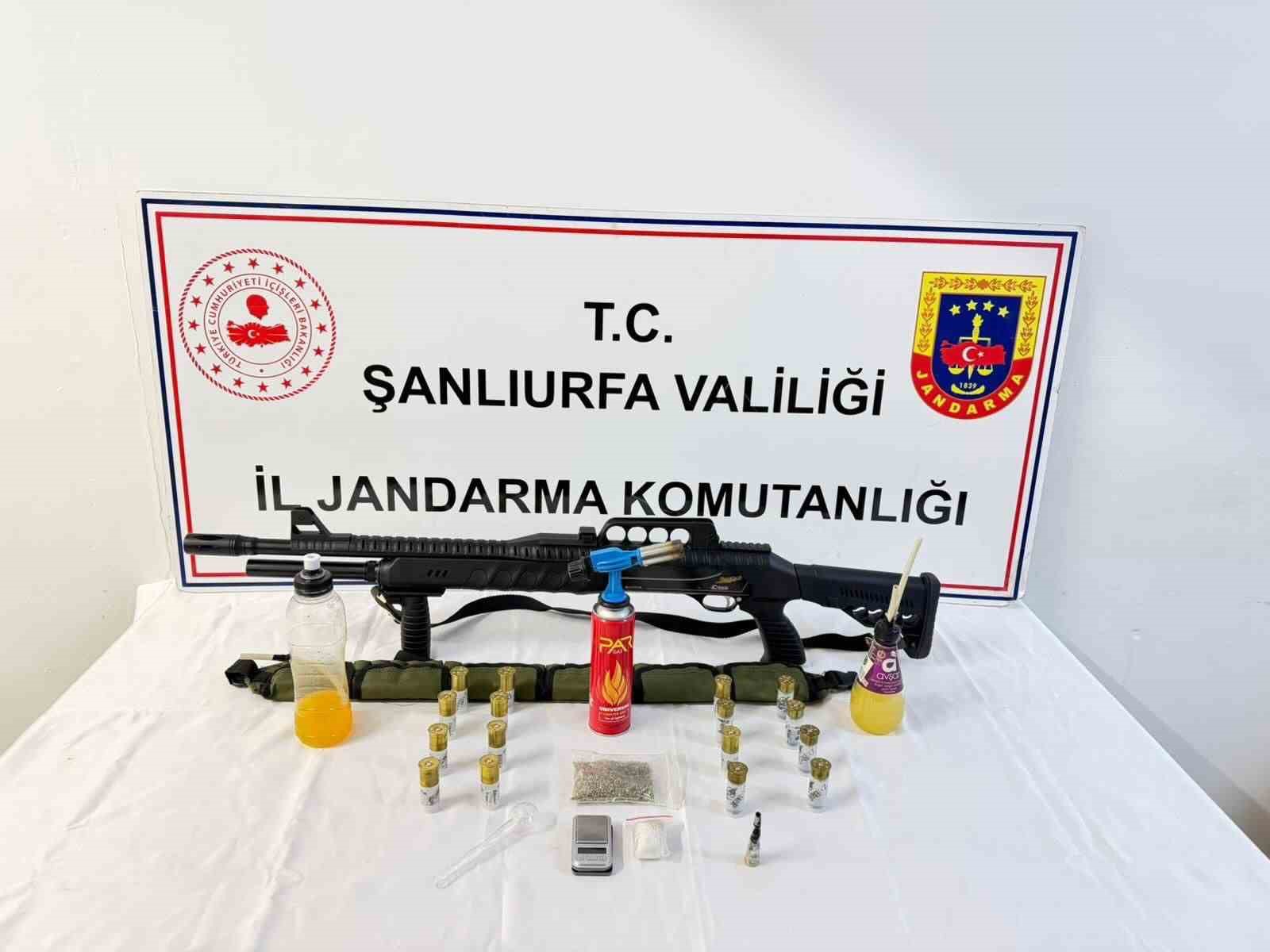 Şanlıurfa’da uyuşturucu ve silah ele geçirildi