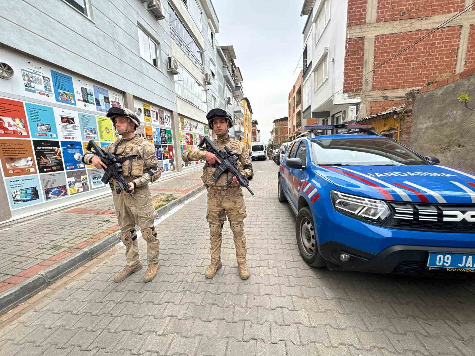 Aydın merkezli 10 ilde dolandırıcılık operasyonu: 17 şüpheli gözaltına alındı