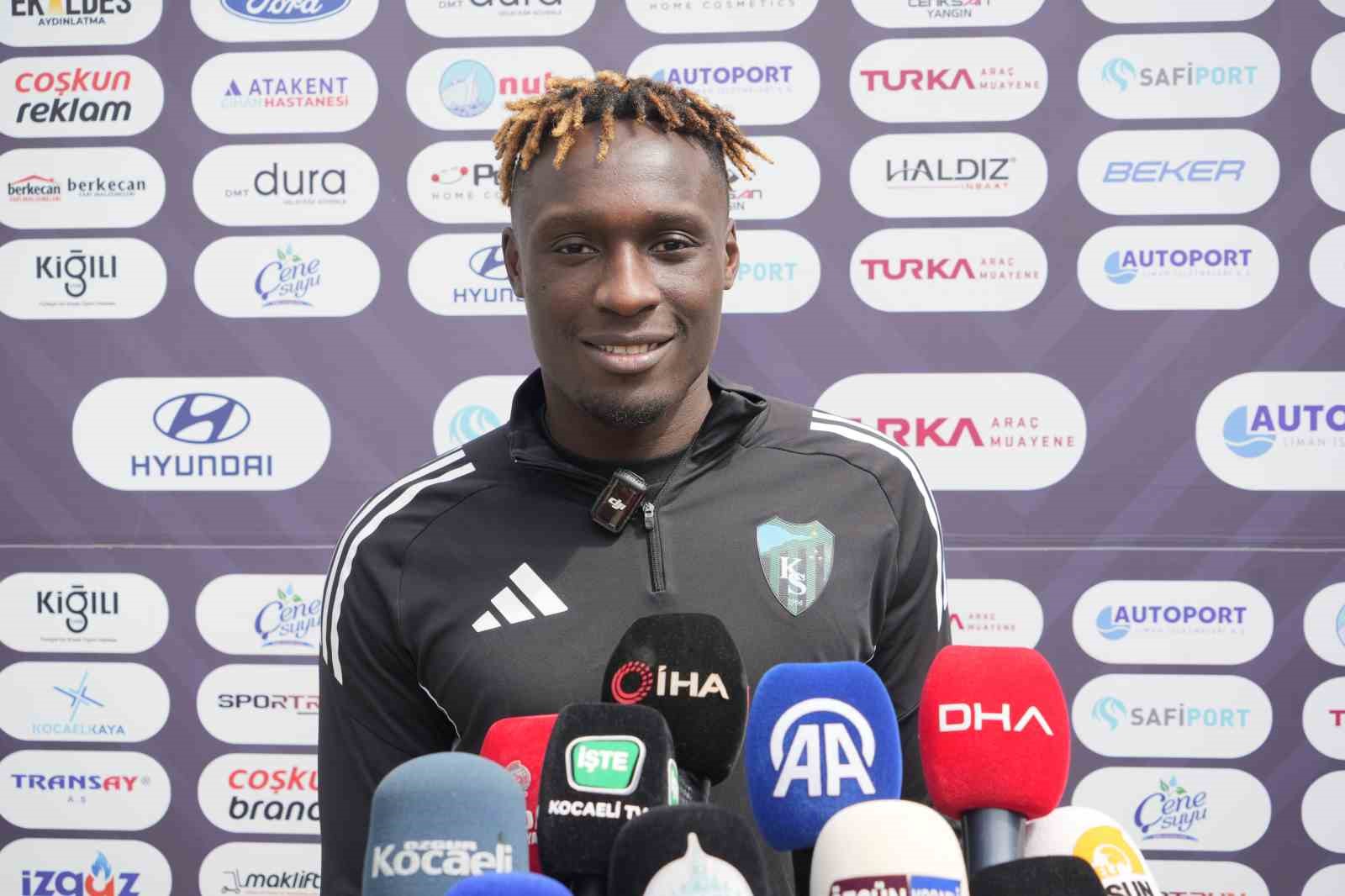 Agyei’den Galatasaray maçı değerlendirmesi