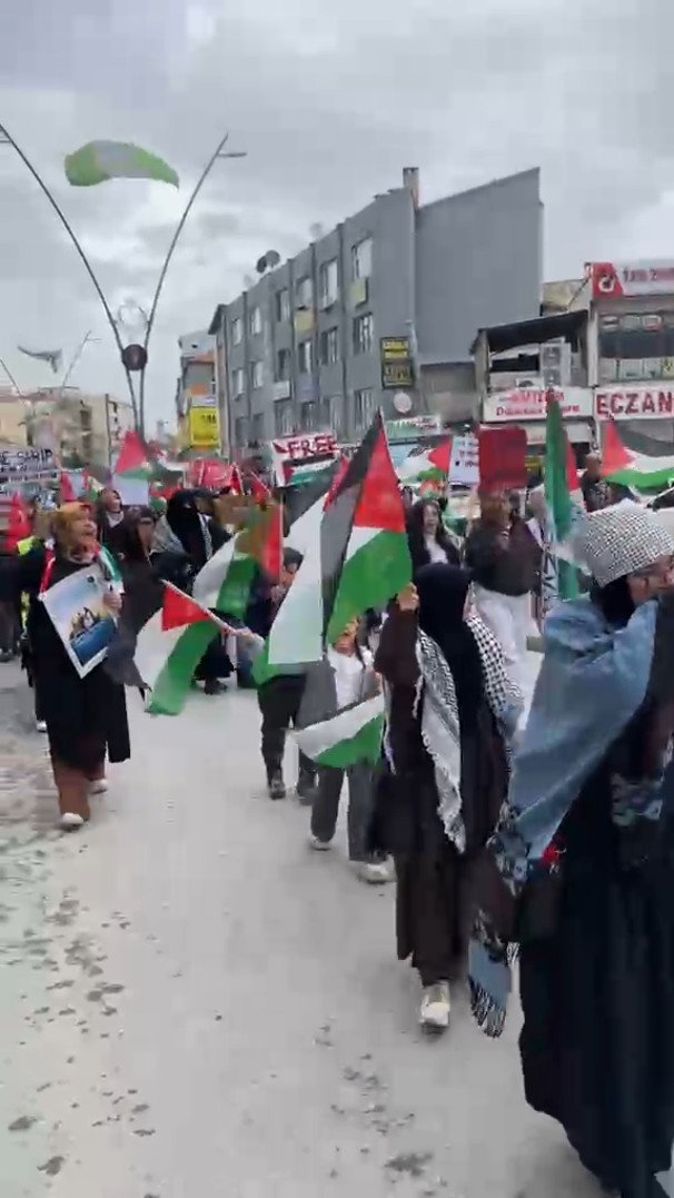 Ereğli’de Filistin’e destek yürüyüşü