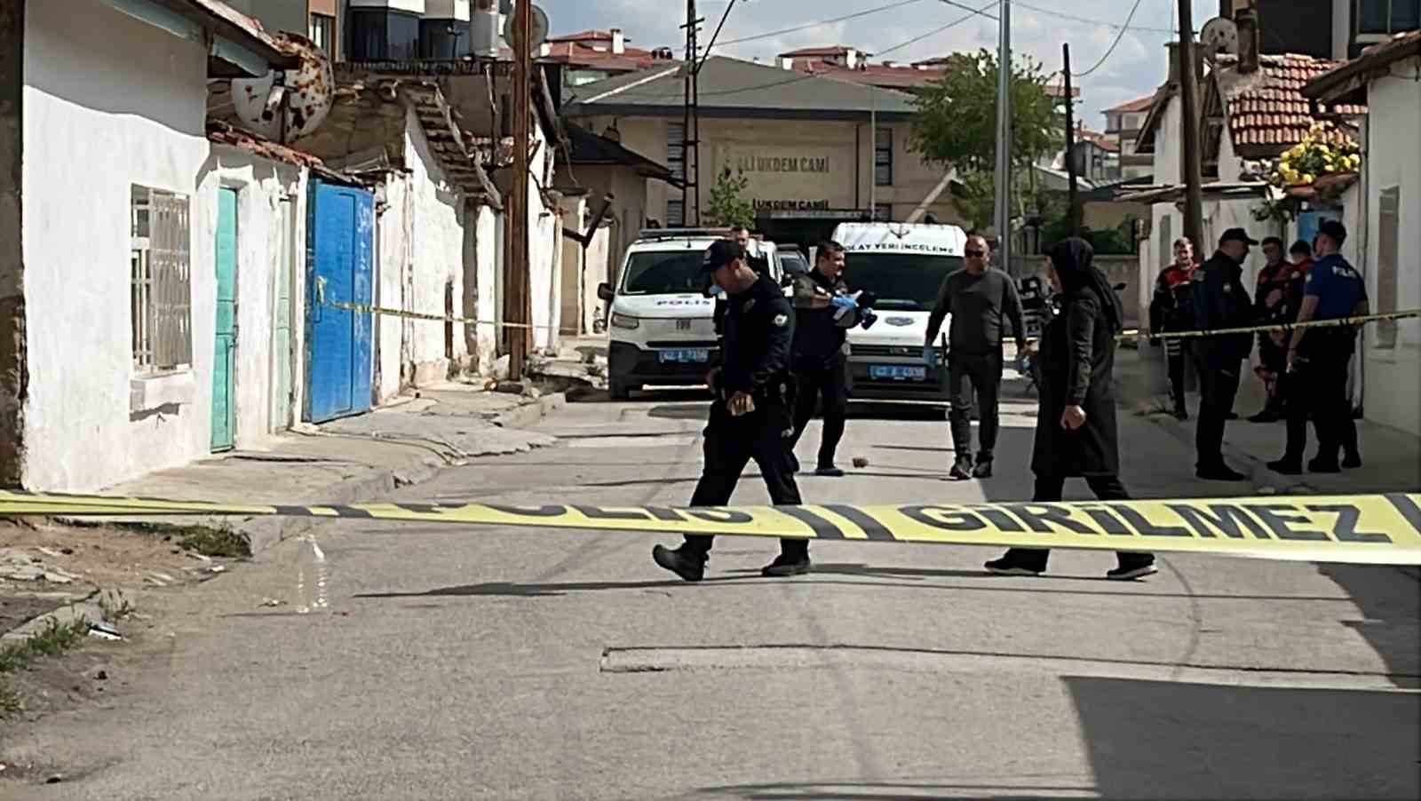 Husumetli gençlerin kavgasında 1 kişi ağır yaralandı