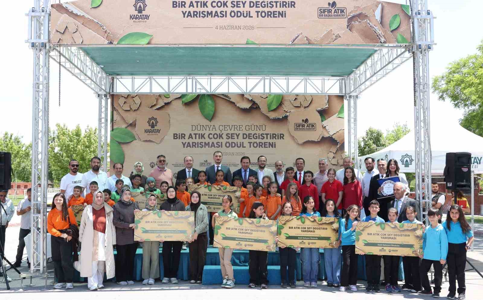 Karatay’da "Bir Atık Çok Şey Değiştirir" yarışmasında ödüller sahiplerini buldu