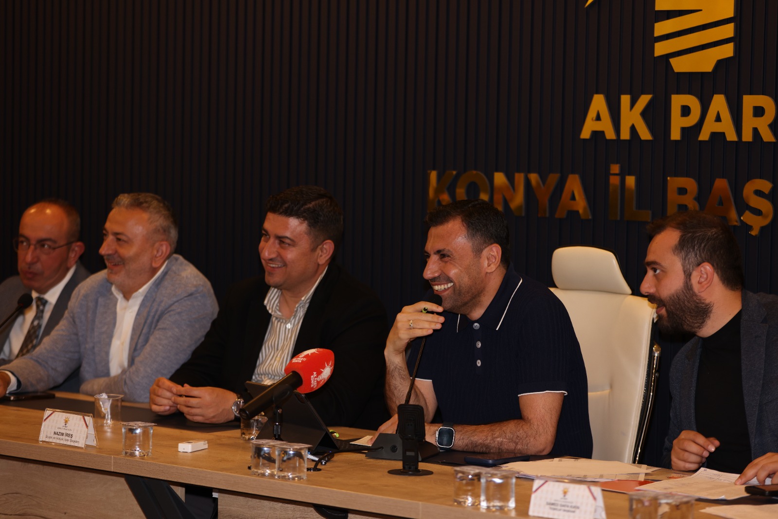 AK Parti Konya’da Merkez İlçe Mahalle Başkanlarıyla İstişare Toplantısı