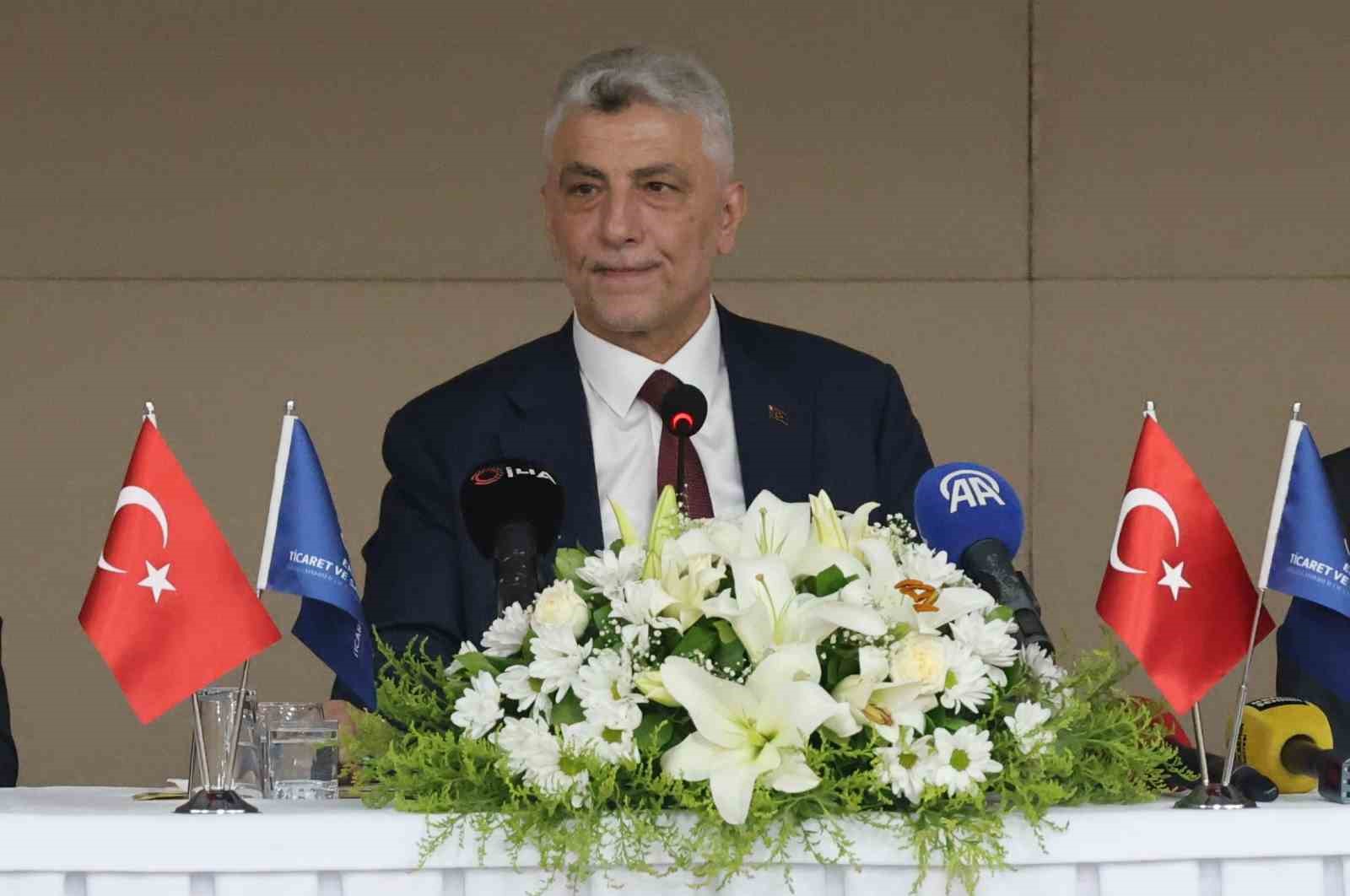 Bakan Bolat: "Türkiye 273 buçuk milyar dolar yıllık ihracat yapan bir ülke konumuna geldi"