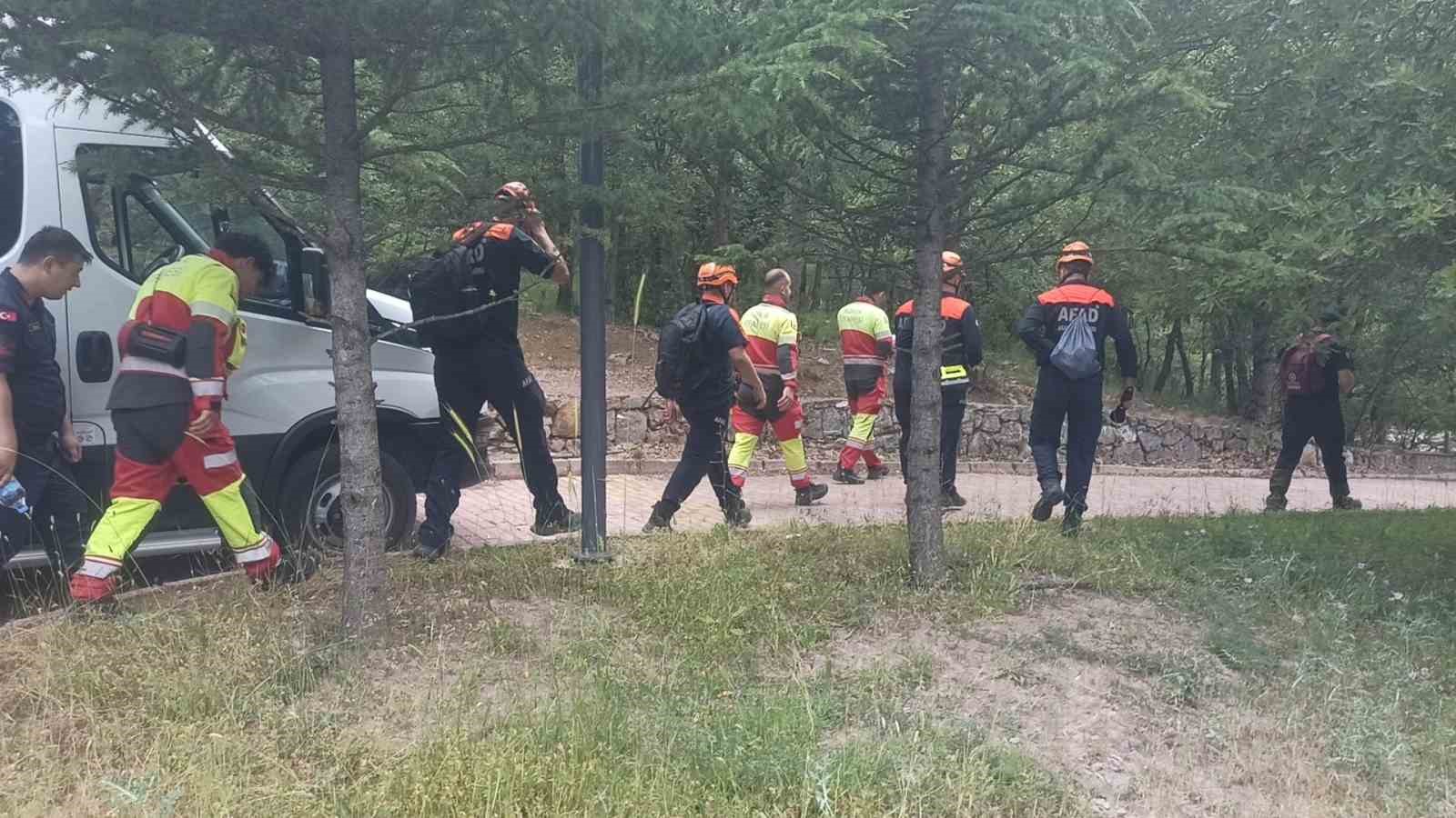 Seydişehir’de kayıp kadını arama çalışmaları devam ediyor