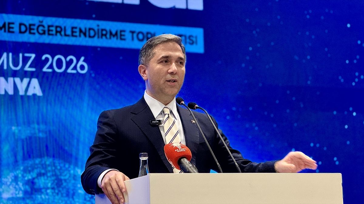 Zafer Sırakaya'dan Konya'da Dünyaya Mesaj