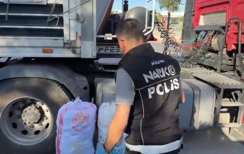 Konya’da uyuşturucu operasyonlarında 5 kişi yakalandı