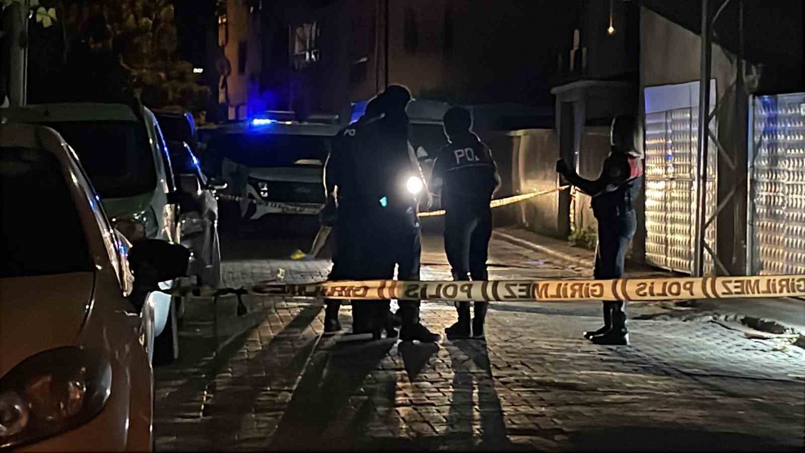 Sokaktaki tartışma kanlı bitti: 1 yaralı