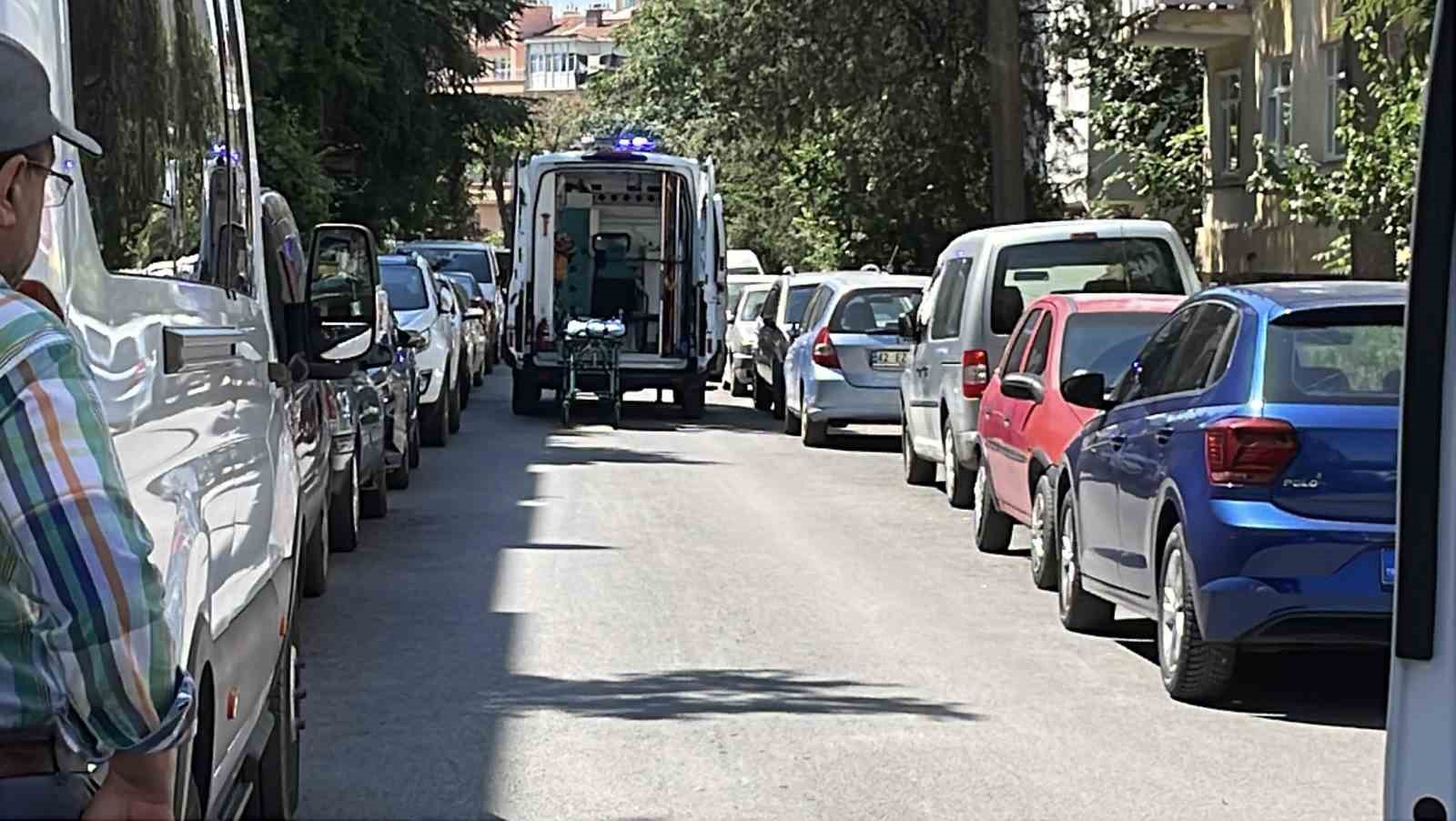 Aidat kavgasında bıçaklanan apartman yöneticisi hayatını kaybetti