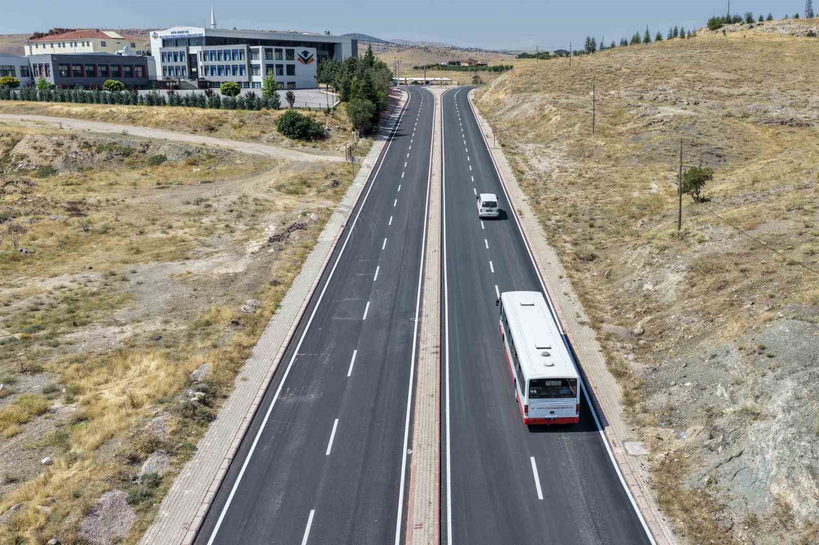 Meram Çayırbağı Caddesi’nde ulaşım konforu arttı