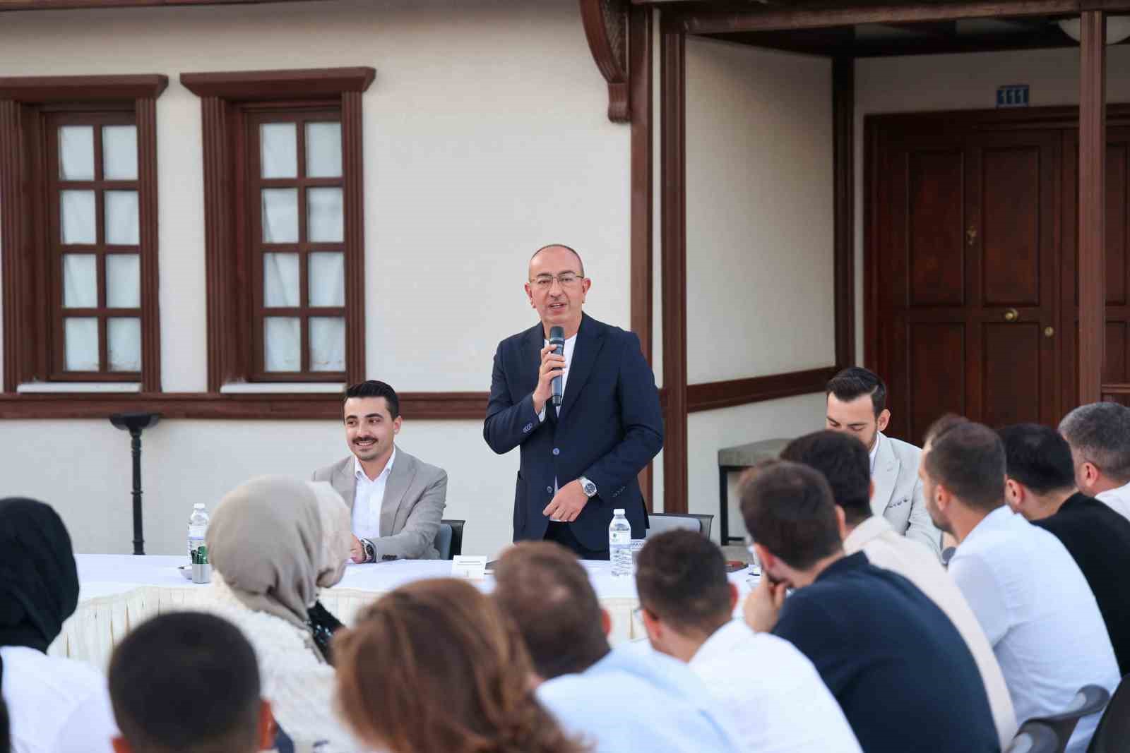 Başkan Kavuş: "Gençlik, bir ülkenin sadece bugünü değil, yarınıdır"