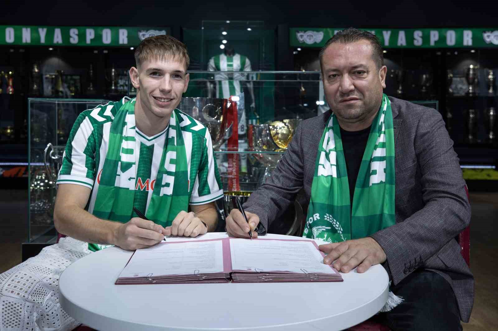 Konyaspor, Rajmund Toth transferini açıkladı