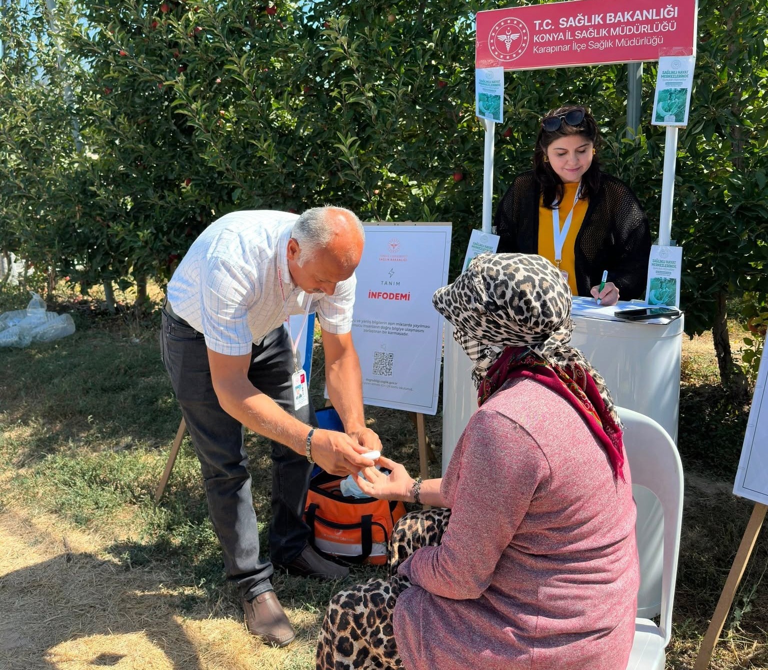 Karapınar’da Halk Sağlığı Haftası Etkinlikleri sahada ve hastanede sürdürüldü