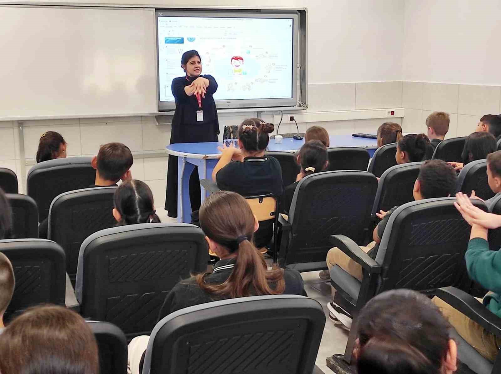 Karapınar’da okullarda sağlık eğitimleri